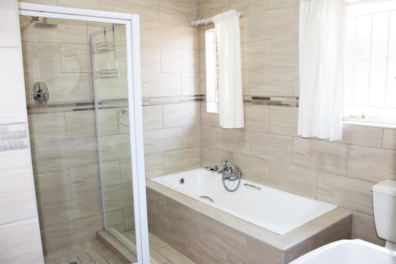 Ngwenya Boutique Hotel Lephalale Exteriér fotografie